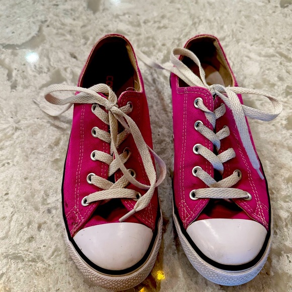 Cute Pink Converse All-Stars - Size 7.5 - Picture 1 of 5